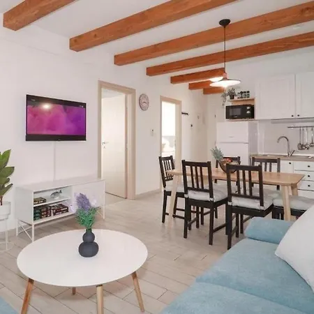With Swimming Pool - Sibenik - 25027 Apartment