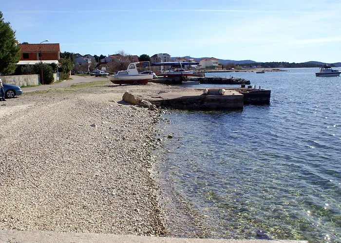 Appartement With Swimming Pool Brodarica, Sibenik - 25027 Brodarica (Sibenik-Knin)