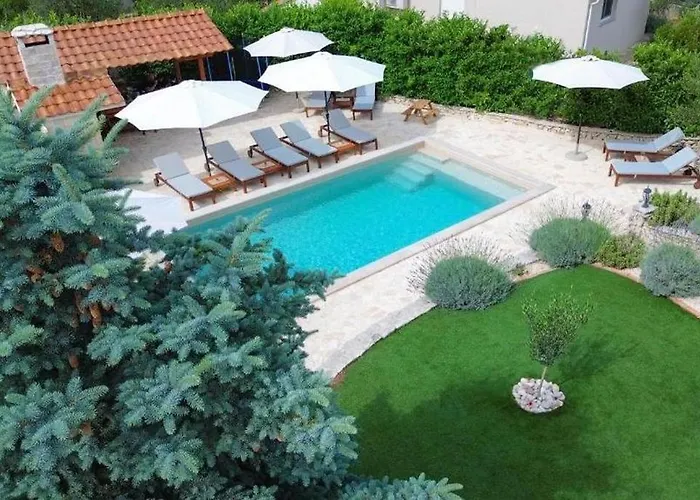 With Swimming Pool Brodarica, Sibenik - 25027