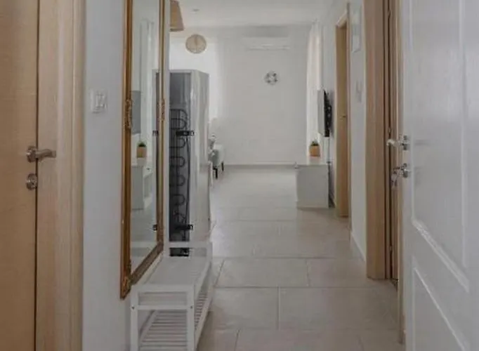 Appartement With Swimming Pool Brodarica, Sibenik - 25027 *