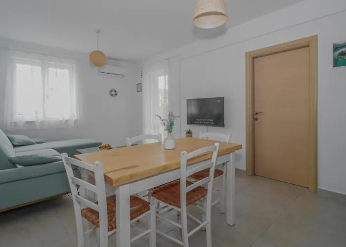 With Swimming Pool Brodarica, Sibenik - 25027