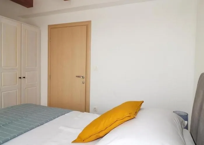 With Swimming Pool Brodarica, Sibenik - 25027 *