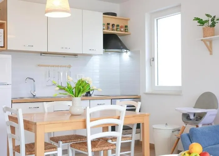 With Swimming Pool Brodarica, Sibenik - 25027 Apartman Brodarica (Sibenik-Knin)