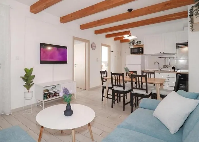 With Swimming Pool Brodarica, Sibenik - 25027 Apartman