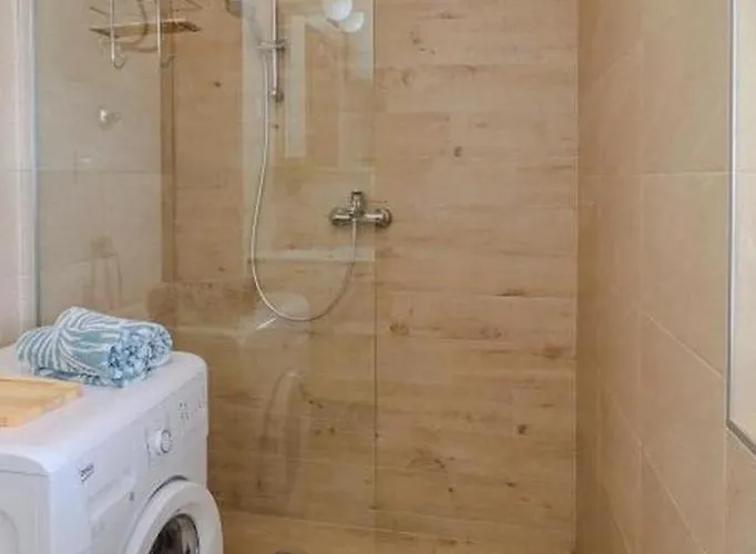 With Swimming Pool Brodarica, Sibenik - 25027 * Brodarica (Sibenik-Knin)