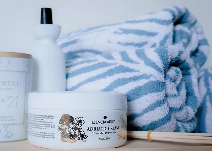 With Swimming Pool Brodarica, Sibenik - 25027 Apartman *