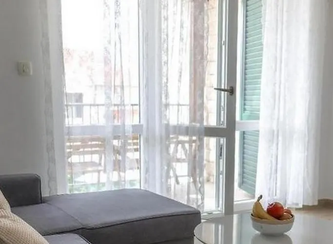 With Swimming Pool Brodarica, Sibenik - 25027 Apartman